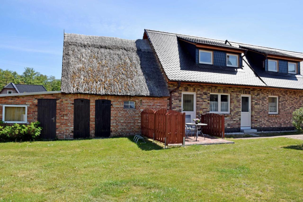 Ferienhaus Mit Terrasse Am Heideweg Баабе Екстериор снимка
